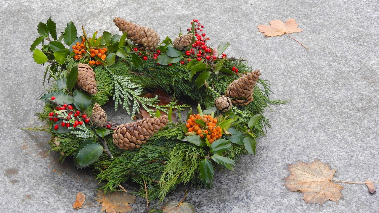 holiday wreath workshop